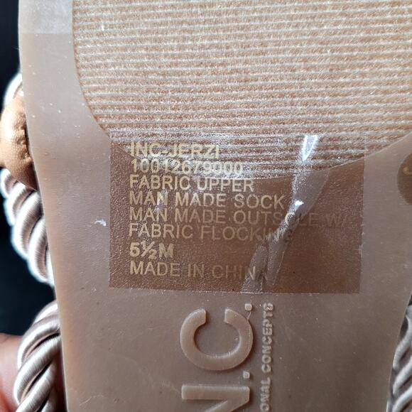 INC Jerzi Rope Embellished Flat Sandals Sz 5.5 Pearls Seashells Beachy Nautical - Picture 10 of 10